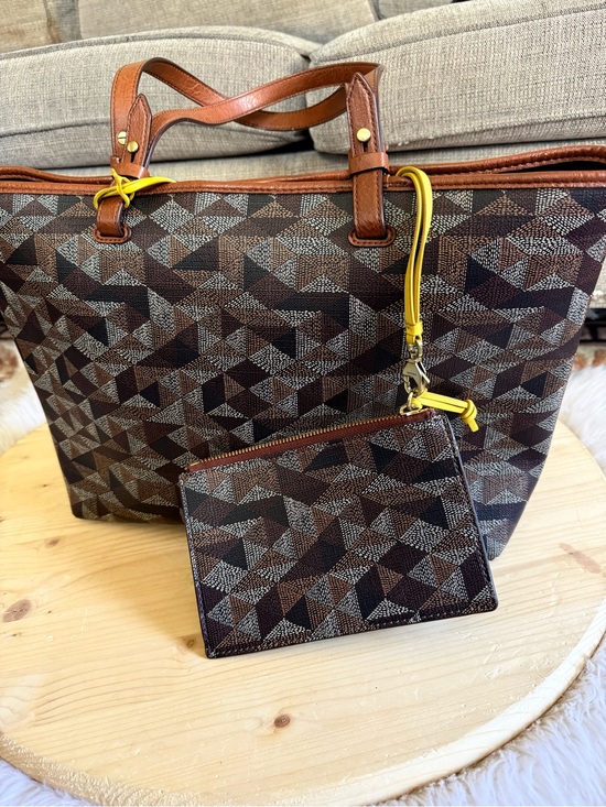 Fossil Handbags - Fossil Geometric Tote Bag with Wristlet